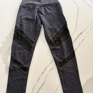 Beyond Yoga Black and Gray Leggings